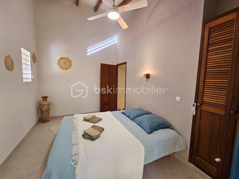 Propriété - 189 m² - 6 pièces