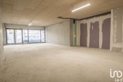 Local commercial - 109 m²