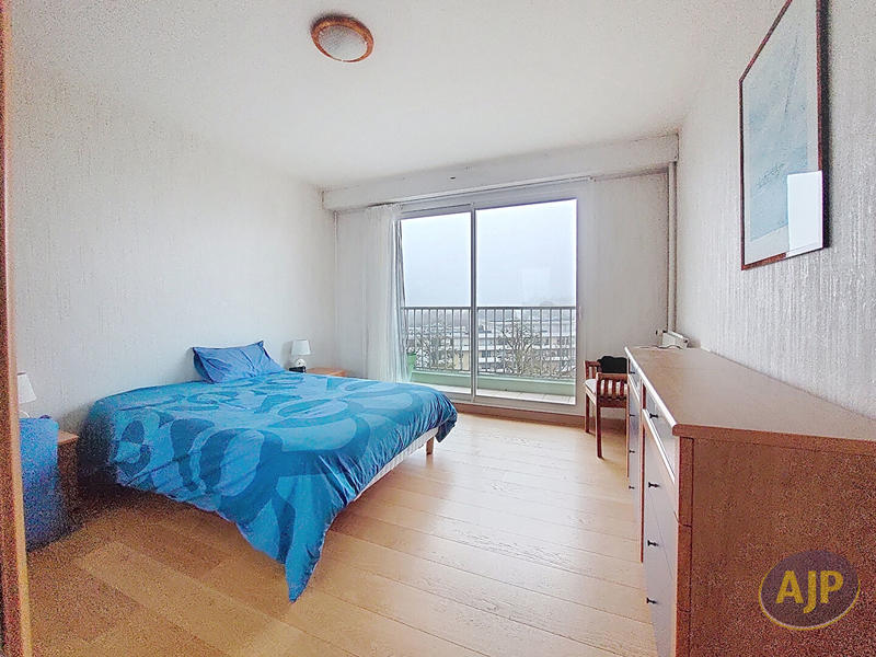 Appartement - 83 m² - 4 pièces