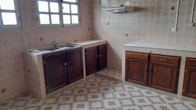 Appartement - 170 m² - 6 pièces