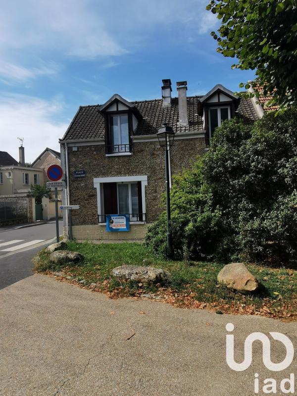 Maison - 95 m² - 4 pièces