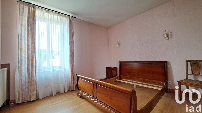 Maison - 229 m² - 8 pièces