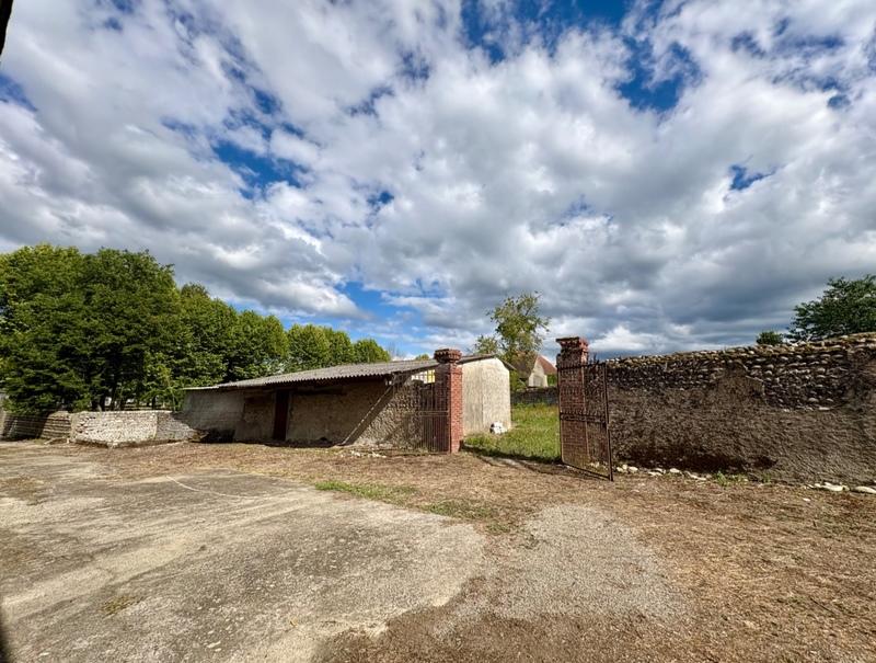 Corps de ferme - 277 m² - 3 pièces