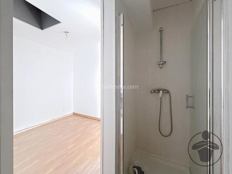 Immeuble - 134 m² - 6 pièces