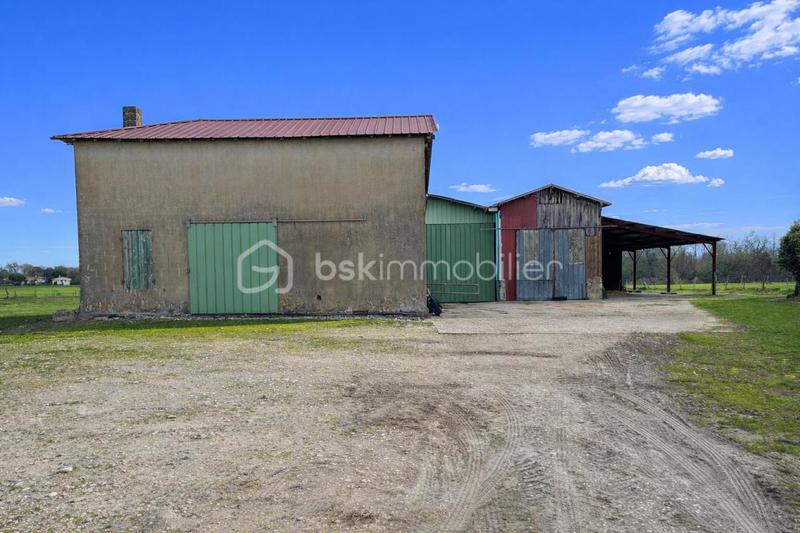 Demeure - 239 m² - 10 pièces