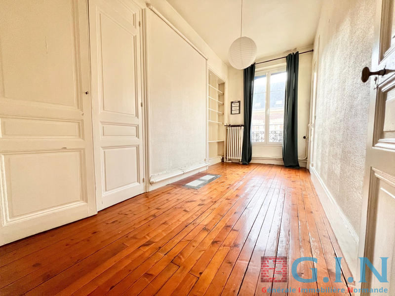 Appartement - 60 m² - 2 pièces