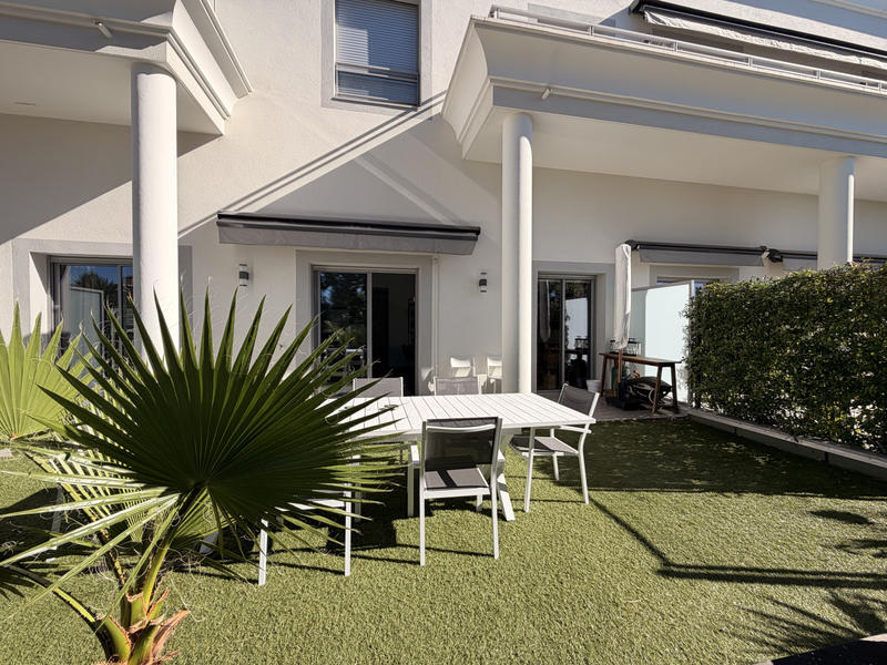 Appartement - 64 m² - 2 pièces