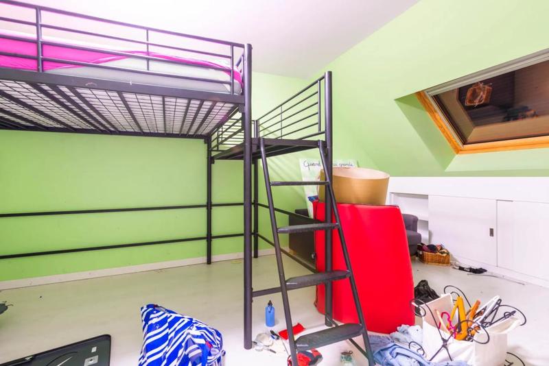 Maison - 200 m² - 8 pièces