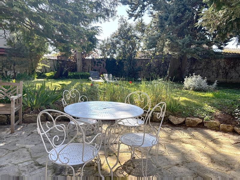 Maison bourgeoise - 290 m² - 9 pièces