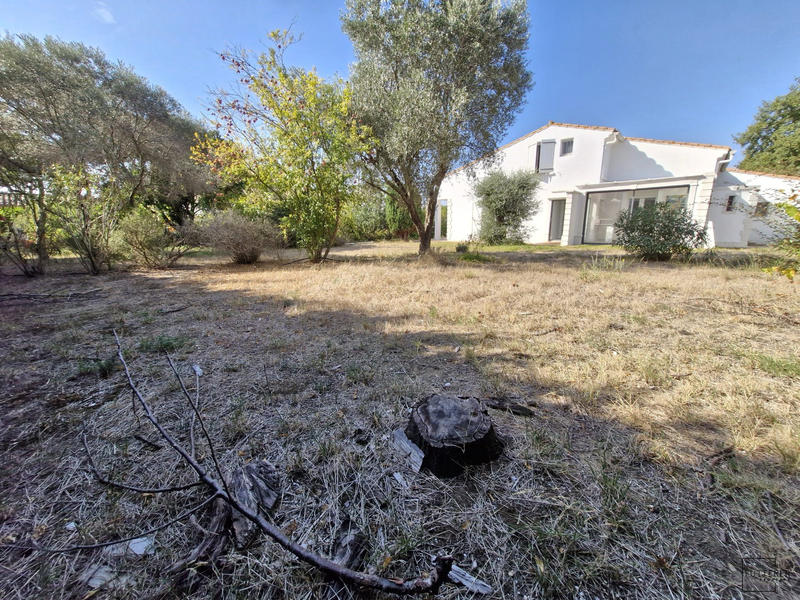 Villa - 181 m² - 6 pièces