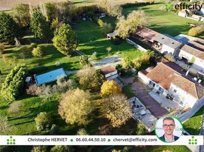 Maison - 272 m² - 7 pièces