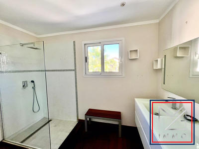 Villa - 250 m² - 7 pièces