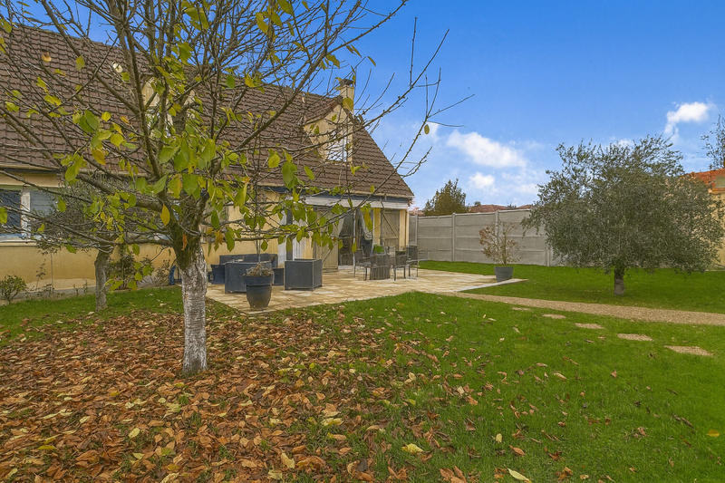 Maison - 153 m² - 6 pièces