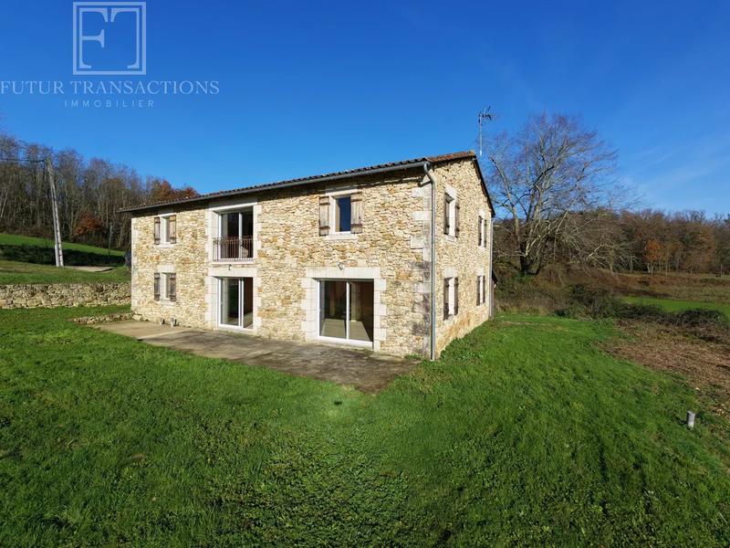 Maison - 200 m² - 5 pièces