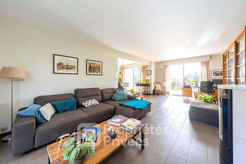 Maison - 135 m² - 6 pièces