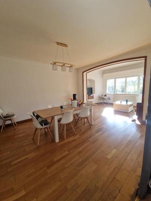 Maison - 152 m² - 6 pièces