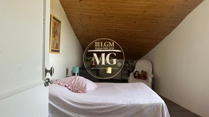 Maison - 203 m² - 6 pièces