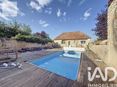 Maison - 278 m² - 6 pièces