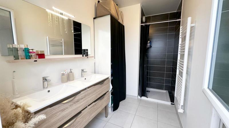 Appartement - 91 m² - 5 pièces