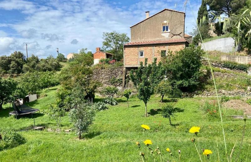 Propriété - 200 m² - 8 pièces