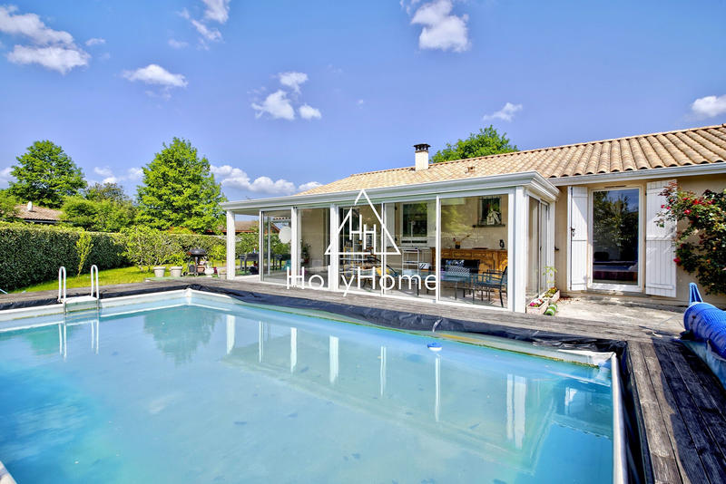 Maison - 90 m² - 4 pièces