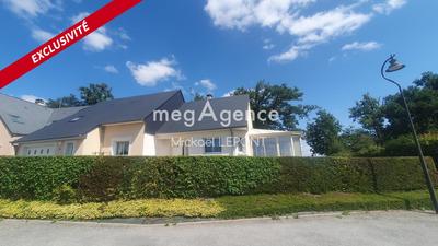 Maison - 144 m² - 8 pièces