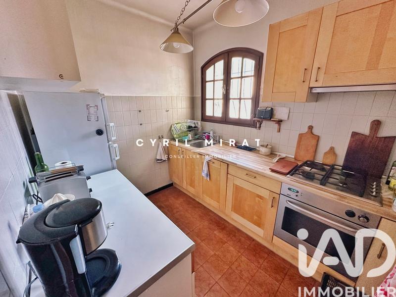 Maison - 260 m² - 14 pièces