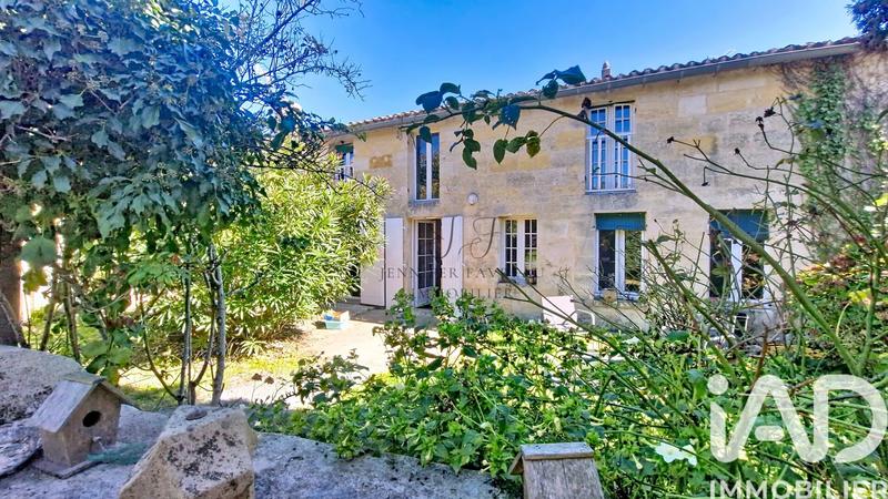 Maison - 198 m² - 7 pièces