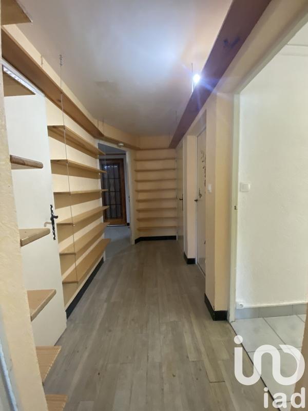 Maison - 201 m² - 7 pièces