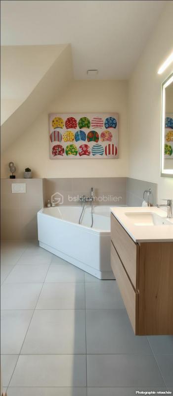 Maison traditionnelle - 125 m² - 6 pièces