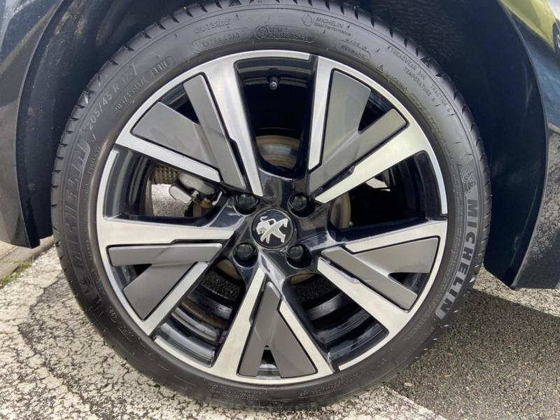 Peugeot 208 II Puretech 100 s&amp;amp;S Gt Line