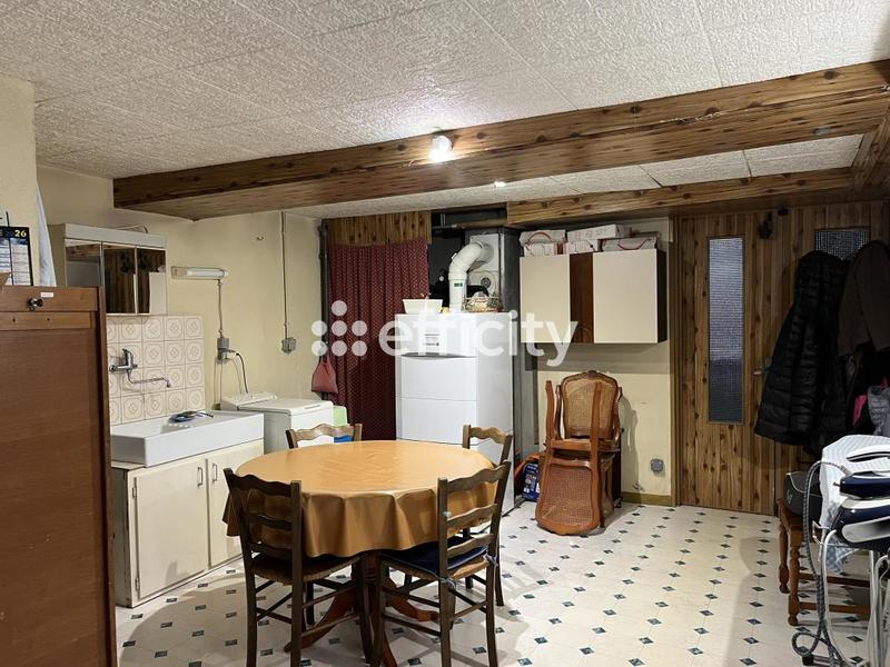 Maison - 140 m² - 7 pièces