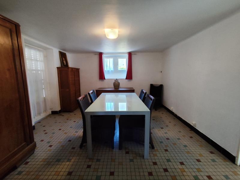 Maison - 145 m² - 7 pièces