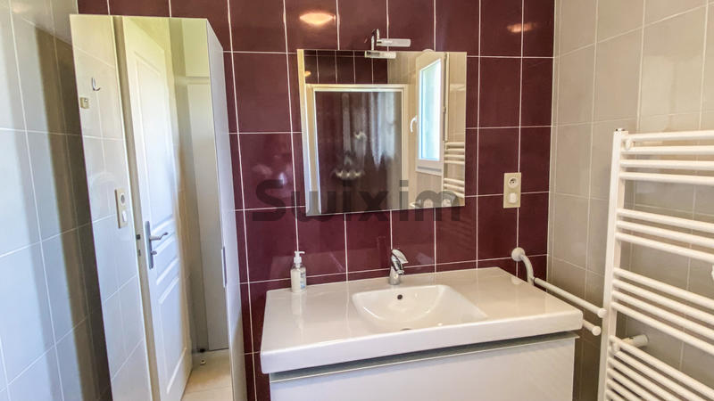 Villa - 177 m² - 6 pièces