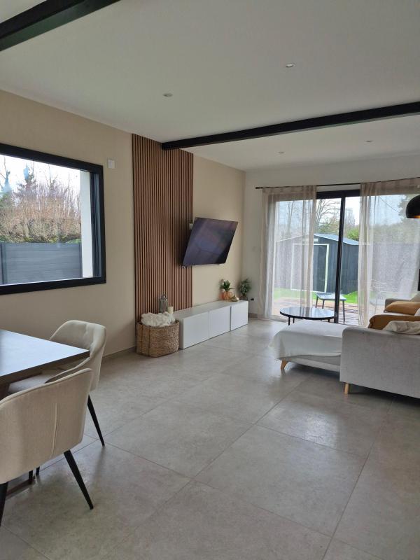 Villa - 104 m² - 4 pièces