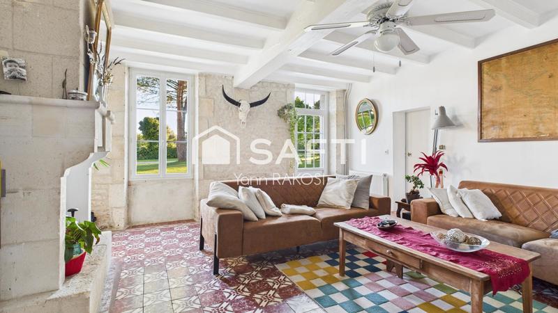 Maison - 292 m² - 8 pièces