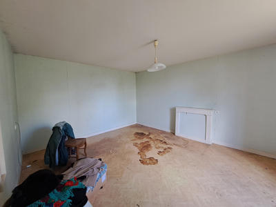 Maison - 97 m² - 4 pièces