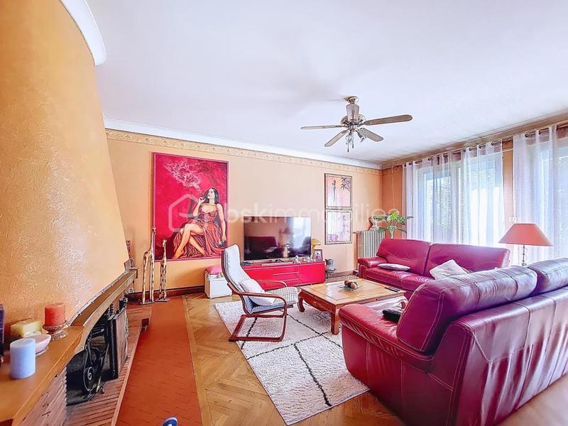 Demeure - 150 m² - 5 pièces