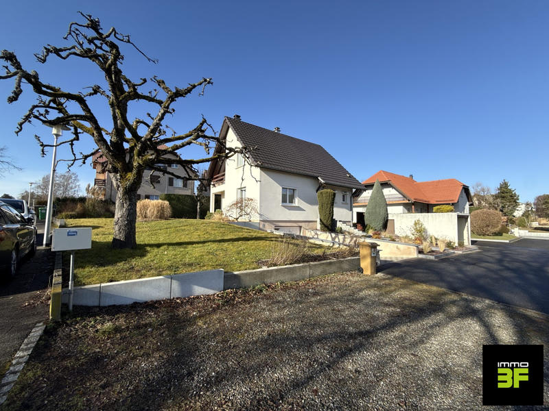 Maison - 103 m² - 5 pièces