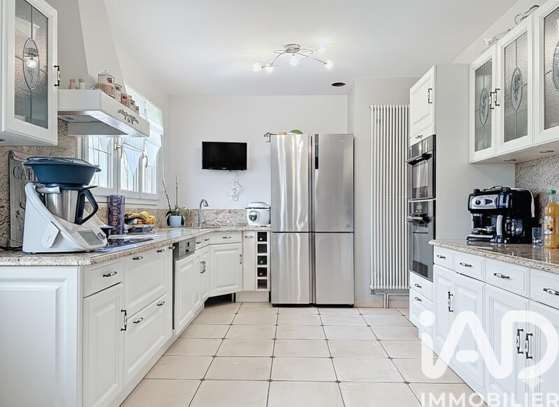 Maison - 177 m² - 6 pièces