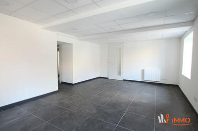 Local commercial - 95 m²