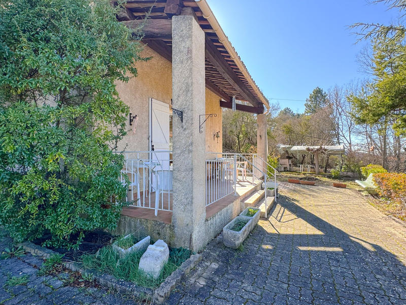 Maison - 101 m² - 4 pièces