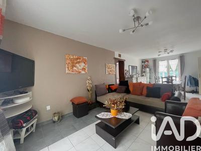 Maison - 111 m² - 7 pièces