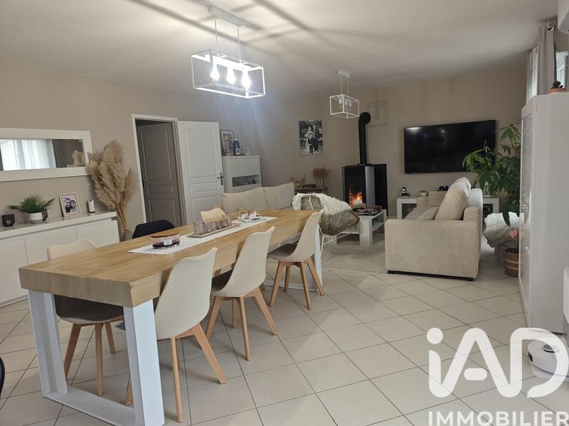 Maison - 95 m² - 4 pièces