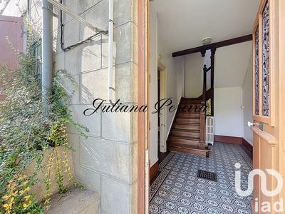 Maison - 248 m² - 11 pièces