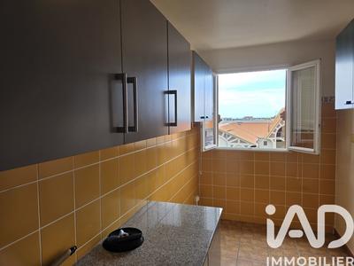 Appartement - 90 m² - 5 pièces