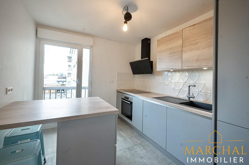 Appartement - 85 m² - 3 pièces