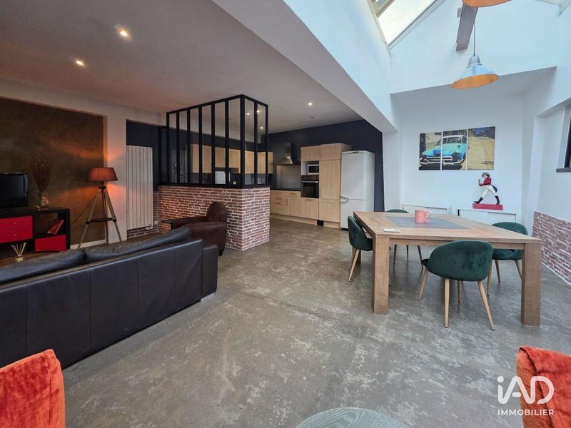 Appartement - 98 m² - 2 pièces