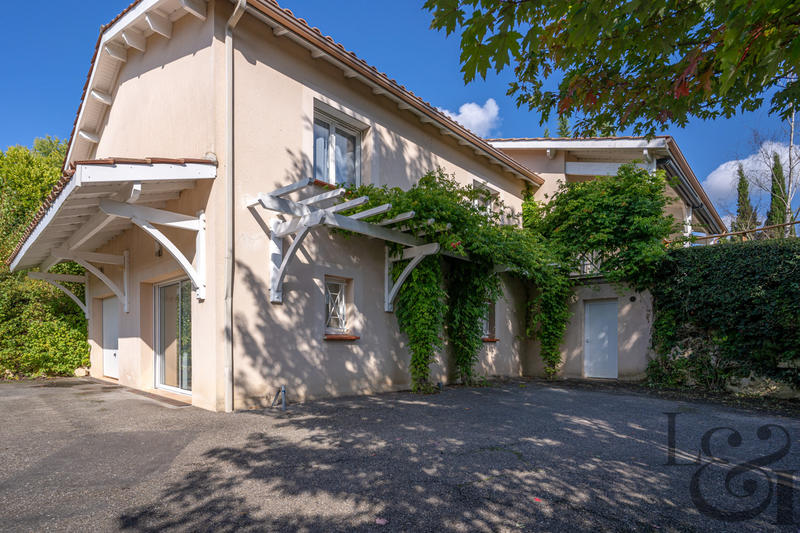 Maison - 150 m² - 5 pièces