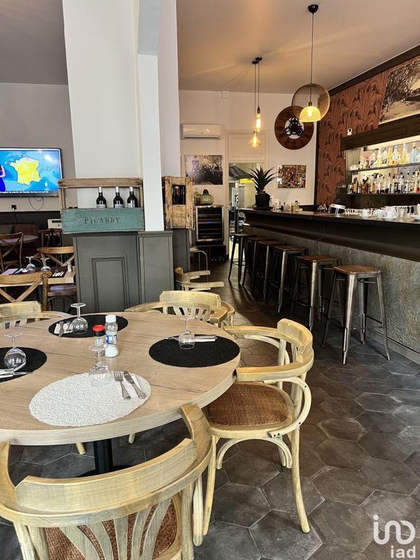 Local commercial - 147 m²